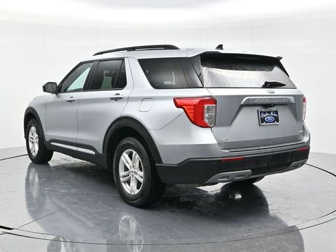 Certified 2023 Ford Explorer XLT w/ Equipment Group 202A image 7
