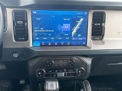 Used 2024 Ford Bronco Outer Banks image 16