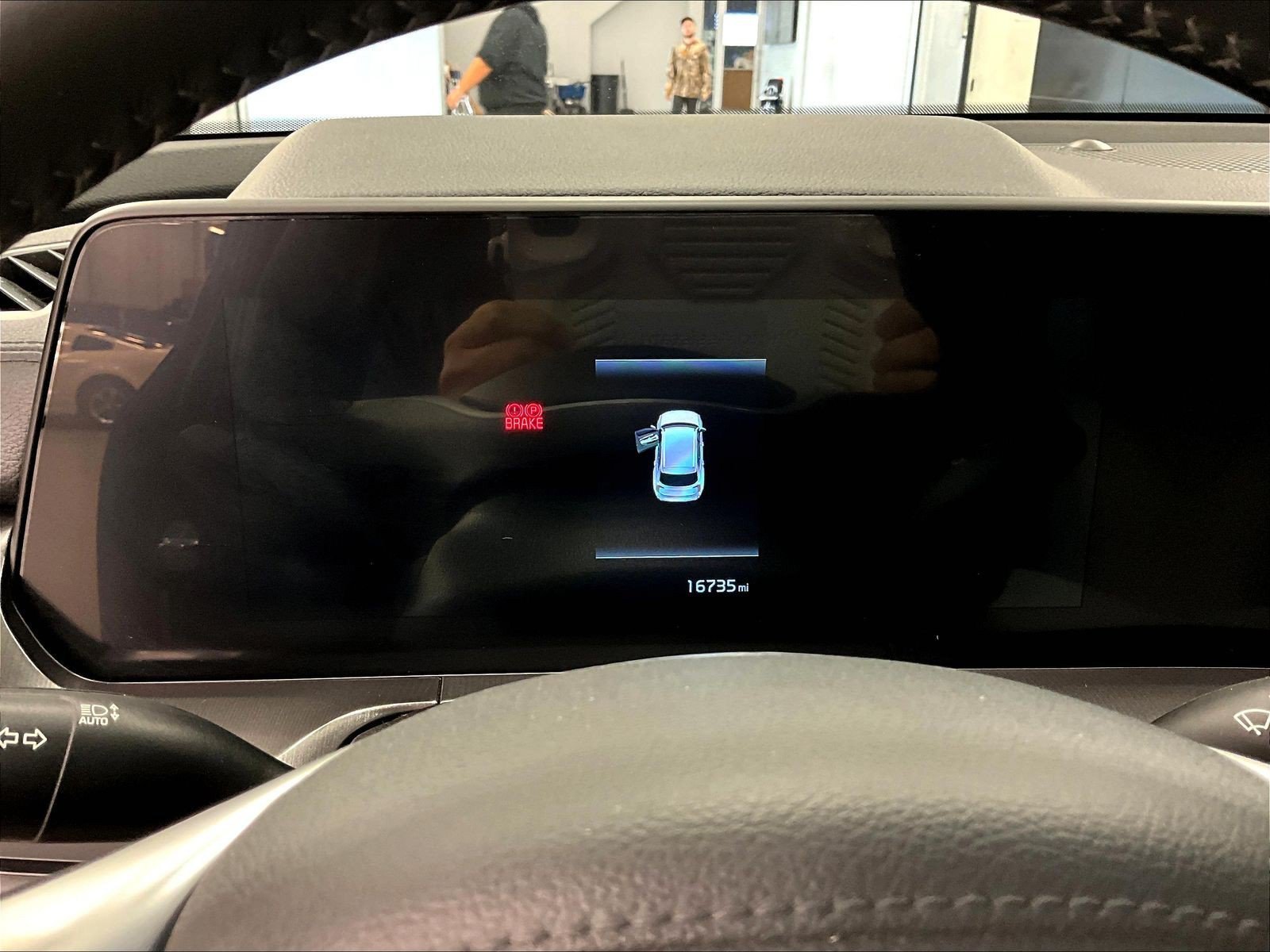Used 2025 Kia Telluride S FWD image 13