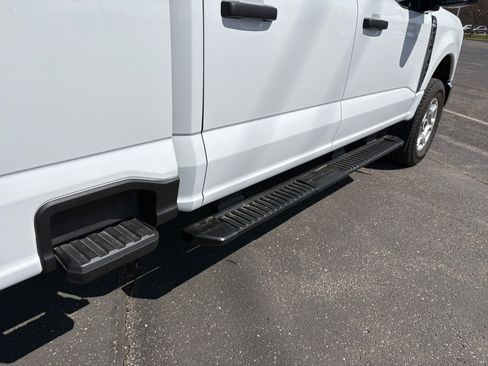 Used 2025 Ford F350 XLT w/ FX4 Off-Road Package AWD/4WD image 16