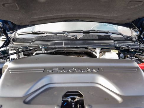 Used 2022 RAM 2500 Limited AWD/4WD image 32