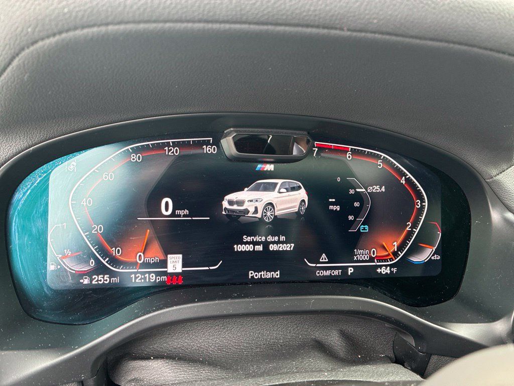 Used 2024 BMW X3 xDrive30i w/ Premium Package AWD/4WD image 2