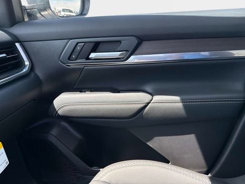 New 2026 GMC Terrain Denali AWD/4WD image 22