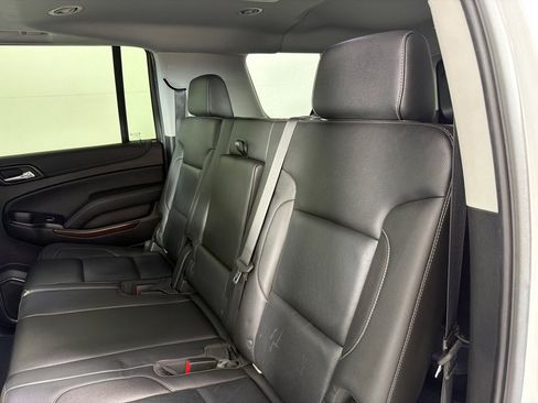 Used 2019 GMC Yukon XL SLT w/ Open Road Package AWD/4WD image 19
