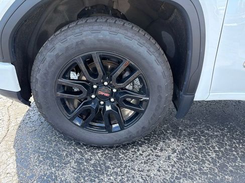 Certified 2024 GMC Sierra 1500 Elevation AWD/4WD image 16