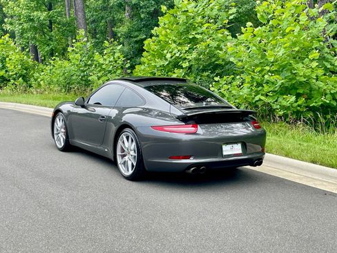 Used 2012 Porsche 911 Carrera S image 12