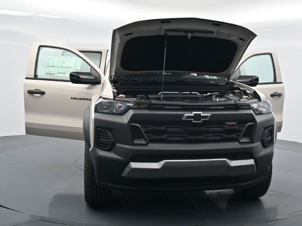 New 2026 Chevrolet Colorado Trail Boss AWD/4WD image 35