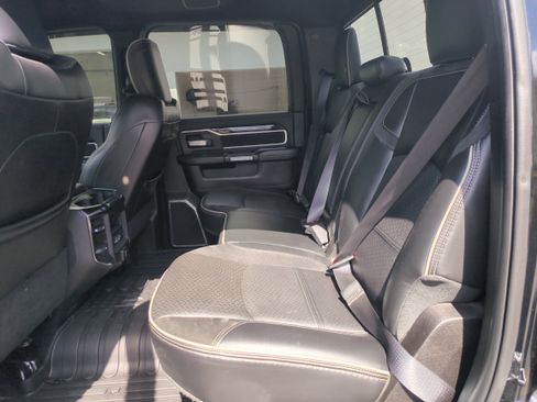 Used 2019 RAM 3500 Laramie image 14