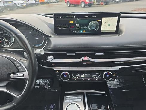 Used 2023 Genesis G80 2.5T image 14