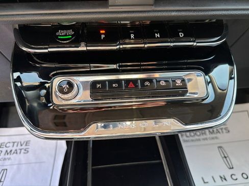 Used 2023 Lincoln Corsair AWD w/ Equipment Group 101A image 22