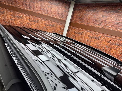 Used 2022 Ford Explorer XLT w/ Equipment Group 202A image 27