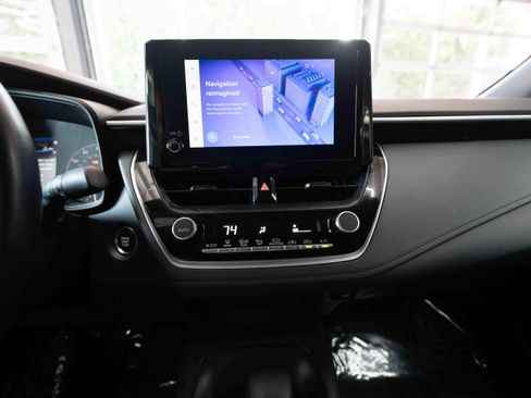 Used 2024 Toyota Corolla SE FWD image 17