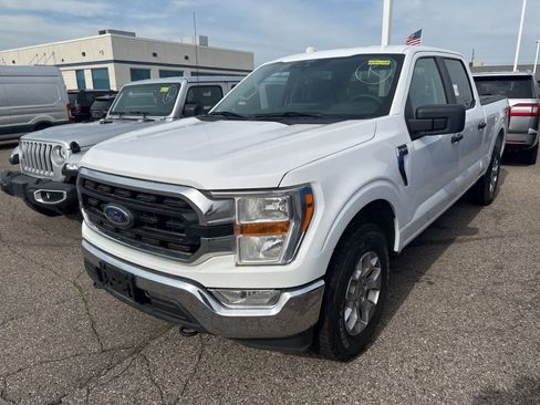 Used 2021 Ford F150 XLT w/ Max Trailer Tow Package AWD/4WD image 2
