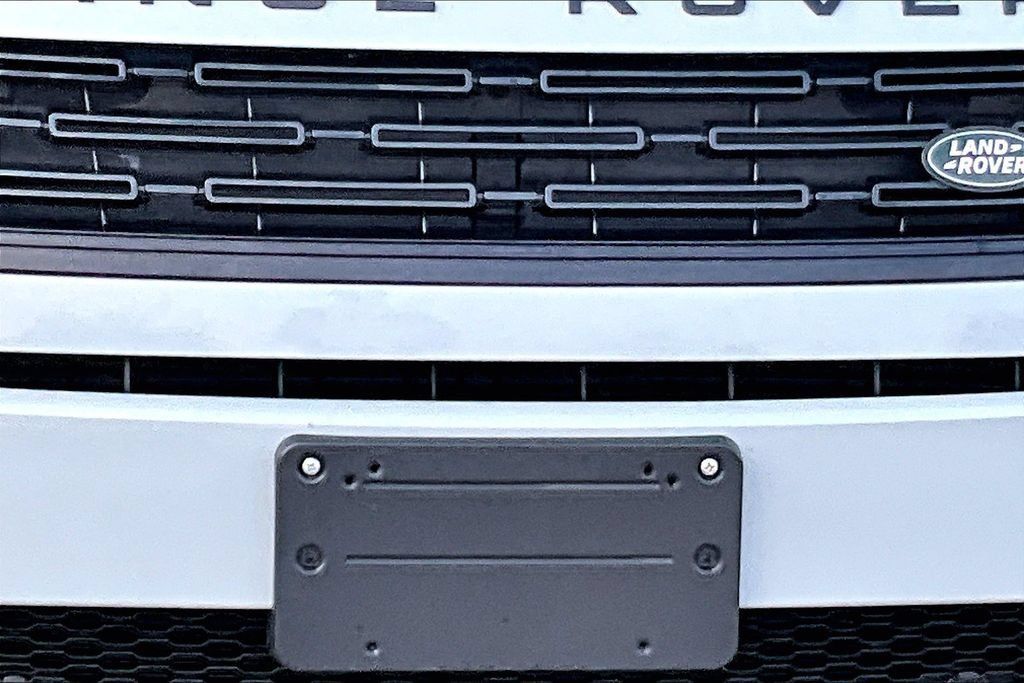 Used 2024 Land Rover Range Rover Evoque S AWD/4WD image 12