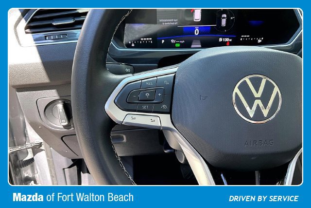 Used 2024 Volkswagen Tiguan SE FWD image 10