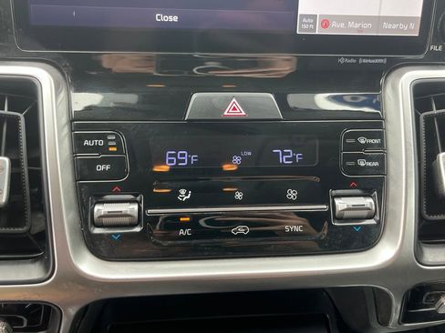 Used 2022 Kia Sorento S FWD image 43