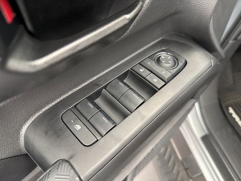 Certified 2025 Toyota Tacoma SR5 image 37