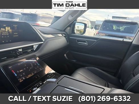 Used 2025 INFINITI QX80 Sensory AWD/4WD image 23