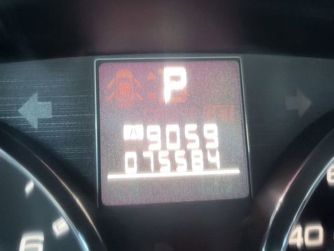 Used 2010 Subaru Outback 3.6R Limited image 30