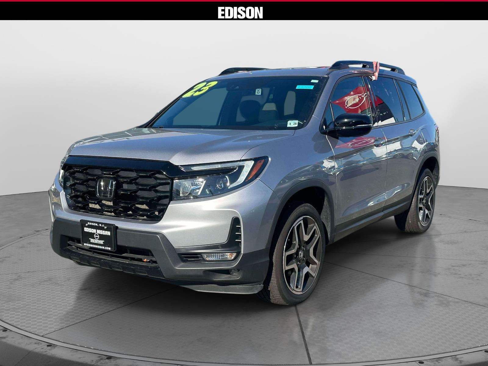 Used 2023 Honda Passport Elite image 2