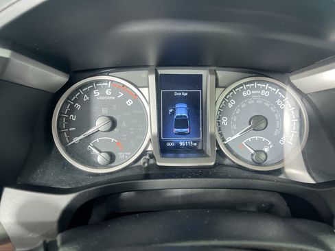 Used 2022 Toyota Tacoma SR5 w/ Technology Package RWD image 16