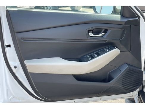 Certified 2023 Honda Accord EX image 11