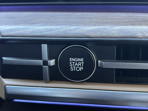 Used 2025 Hyundai Santa Fe Limited image 16