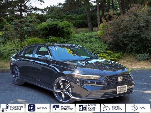 Used 2023 Honda Accord Sport image 1
