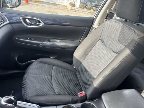 Used 2019 Nissan Sentra SR image 23
