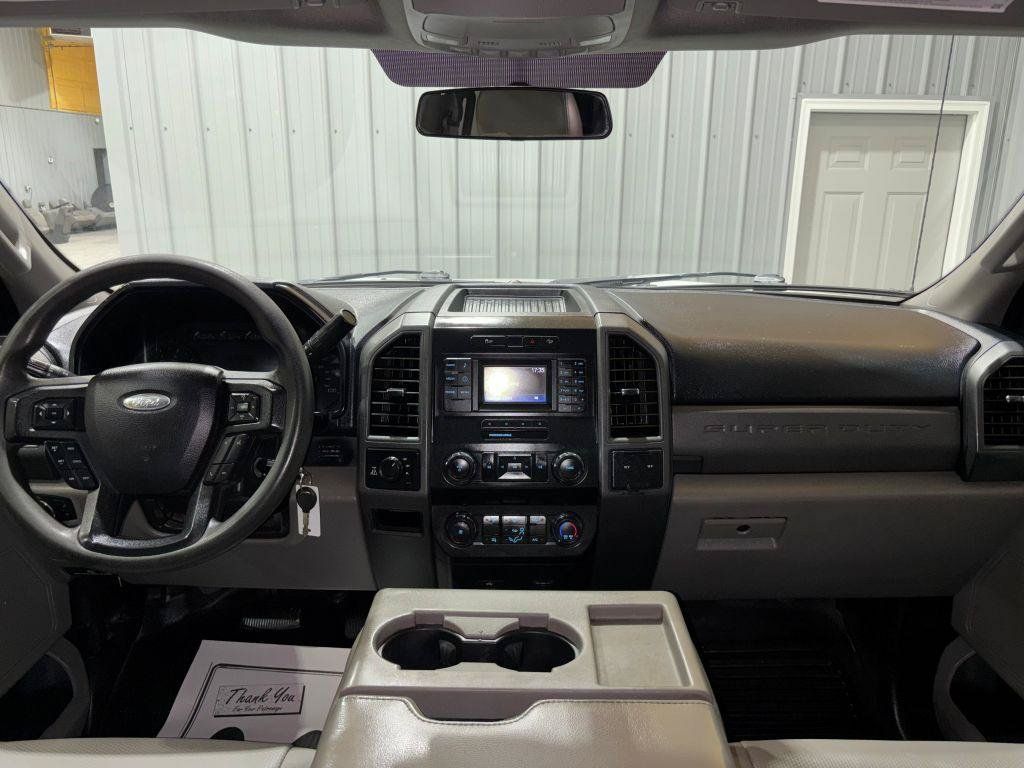 Used 2019 Ford F250 XL w/ Power Equipment Group AWD/4WD image 17
