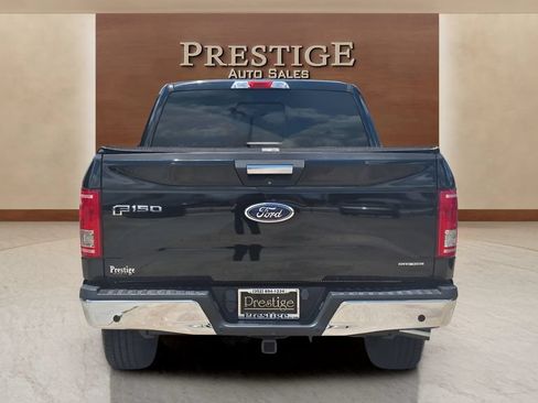 Used 2015 Ford F150 XLT w/ Equipment Group 302A Luxury AWD/4WD image 11