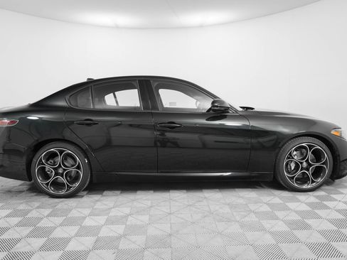 New 2025 Alfa Romeo Giulia w/ Driving Assist Package image 11