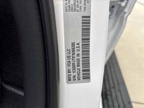 New 2026 RAM 1500 Laramie AWD/4WD image 28