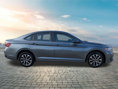 Used 2024 Volkswagen Jetta S image 4