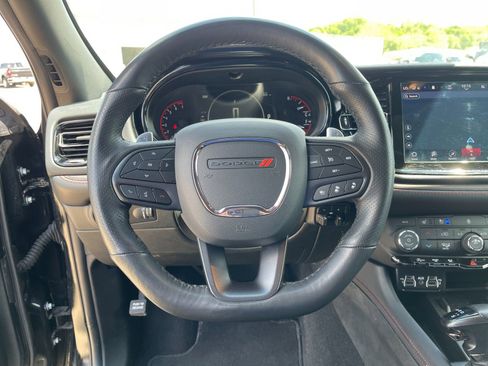 Used 2025 Dodge Durango GT AWD/4WD image 27