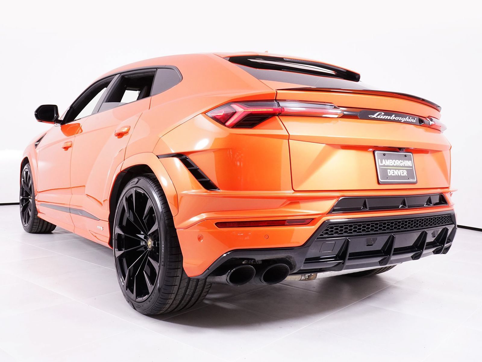 Used 2024 Lamborghini Urus S AWD/4WD image 20