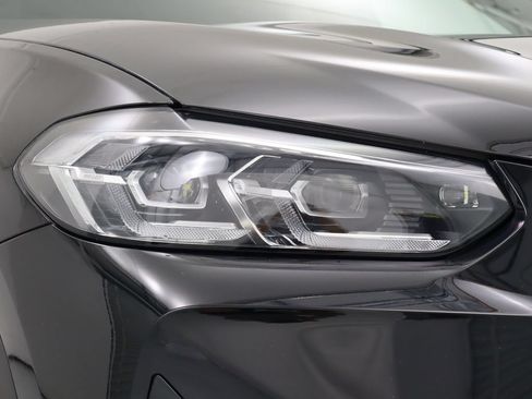 Used 2023 BMW X4 xDrive30i w/ Premium Package AWD/4WD image 9