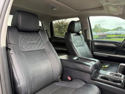 Used 2017 Toyota Tundra Platinum RWD image 29