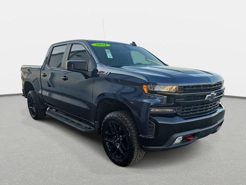 Used 2021 Chevrolet Silverado 1500 LT Trail Boss AWD/4WD image 3
