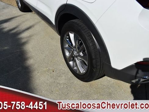 Used 2023 Buick Encore GX Essence w/ Experience Buick Package image 16