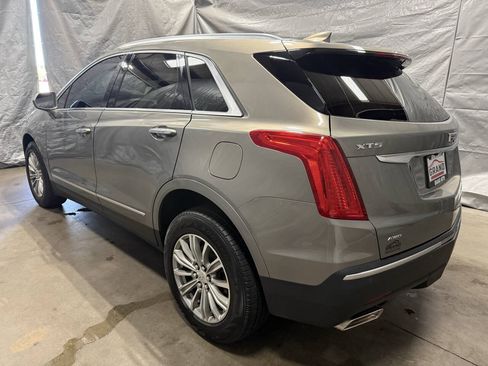 Used 2018 Cadillac XT5 Luxury w/ Driver Awareness Package AWD/4WD image 4