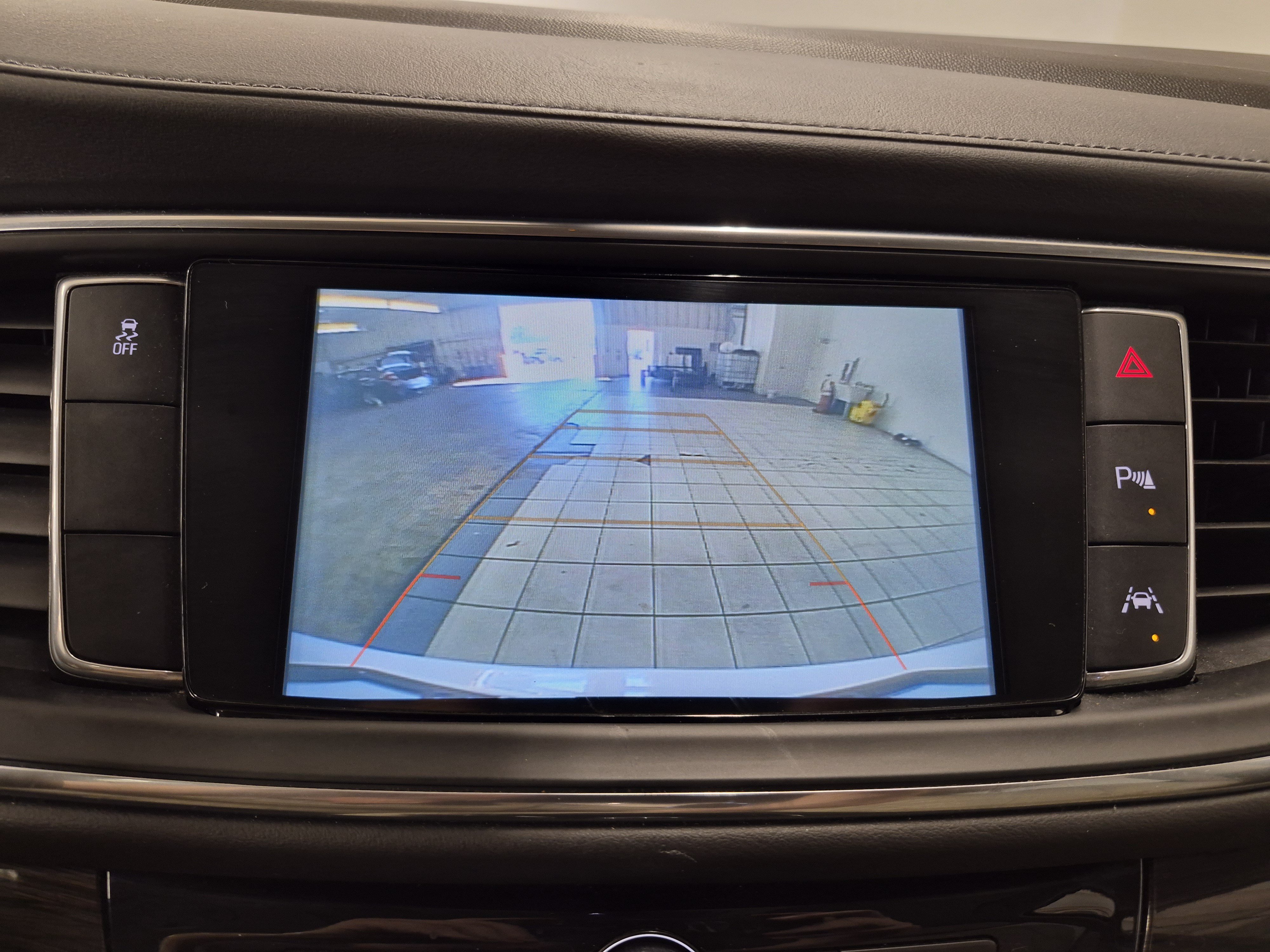 Used 2018 Buick Enclave Premium FWD image 37