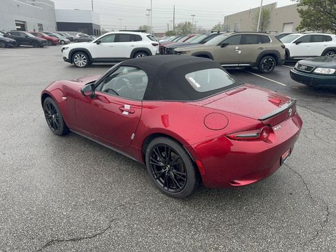 New 2026 MAZDA MX-5 Miata Club w/ Interior Package RWD image 7