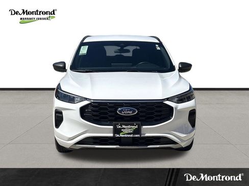 Used 2023 Ford Escape ST-Line w/ Tech Pack #1 FWD image 2