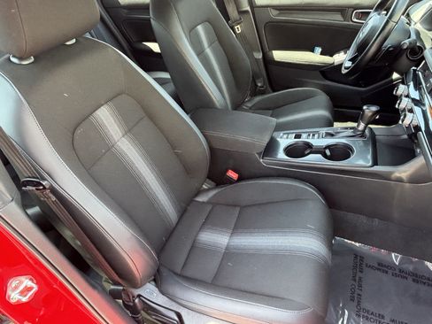 Used 2022 Honda Civic Sport image 10