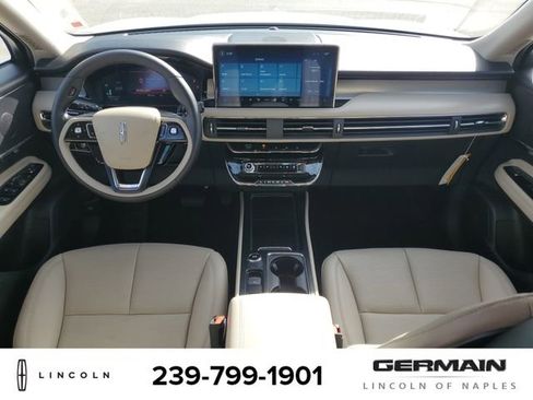 New 2026 Lincoln Corsair Premiere image 17