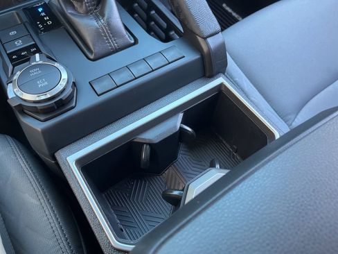 Used 2025 Toyota Tacoma SR5 image 28