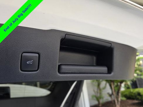 Used 2022 Ford Escape SEL FWD image 13