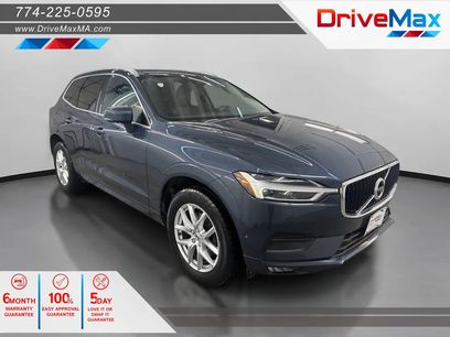 Used 2019 Volvo XC60 T5 Momentum w/ Multimedia Package