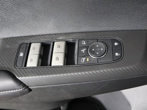 New 2026 Mitsubishi Outlander SE image 39